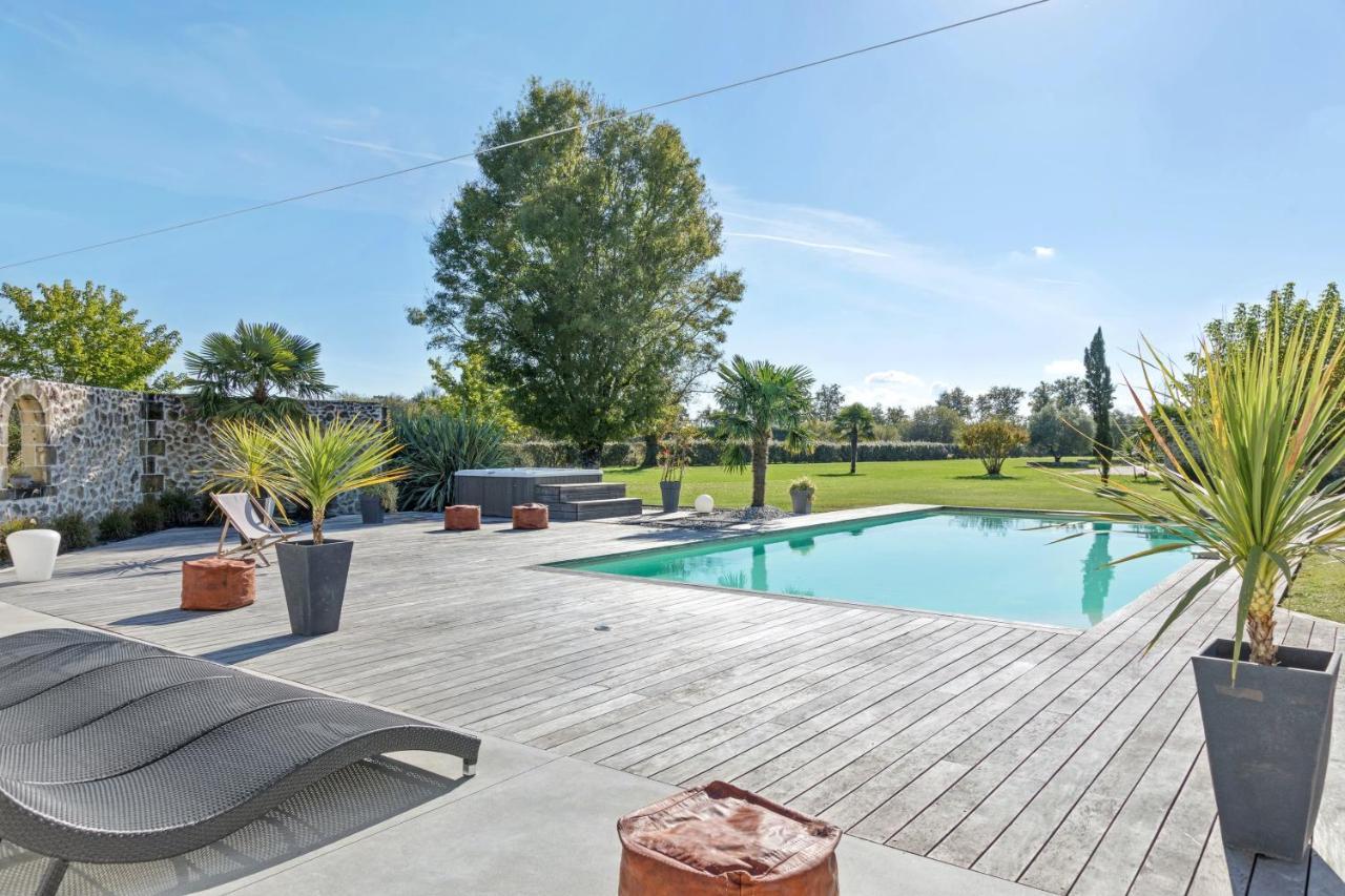 Villa Charmante A Saint-Germain-D'Esteuil Avec Piscine Privee Zewnętrze zdjęcie
